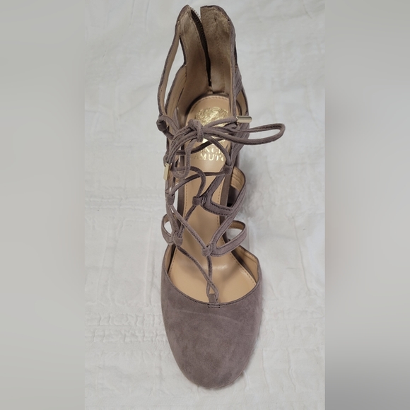 Vince camuto ladies suede heels - shavona - Picture 2 of 5